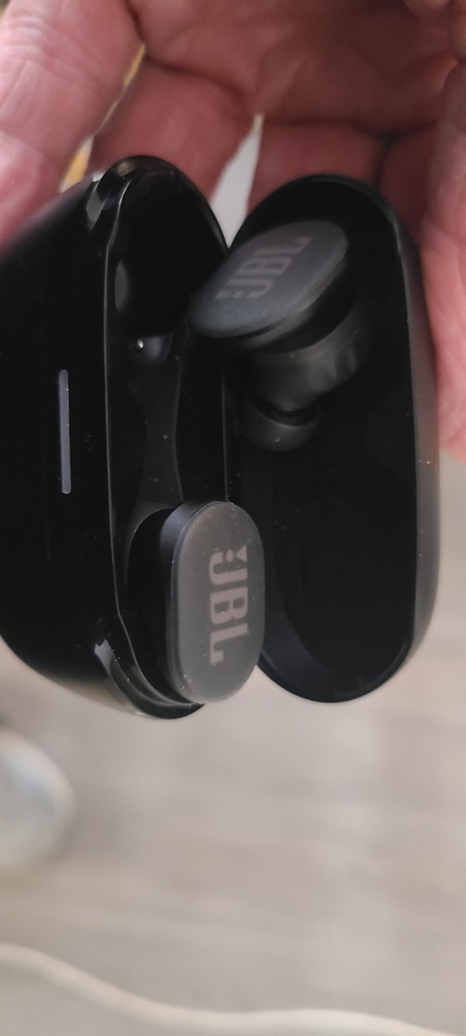 JBL Endurance Race 2 - True Wireless Earbuds - Black - Waterproof and dustproof, Ergonomic wing enhancer with Twistlock technology, Enhance your work-out with Sports Mode customer photo 1