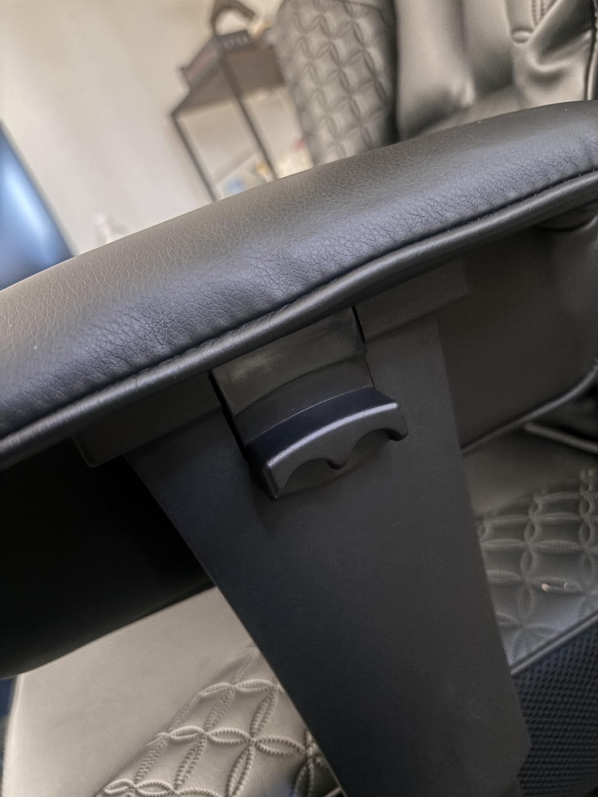 COMHOMA Big and Tall Office Chair Heavy Duty Wide Ergonomic Gaming Chair with Deluxe Embossing Designed Leather with Foot Rest,150°Reclining Adjustable Armrests Pocket Spring Back Support and Pillow customer photo 2