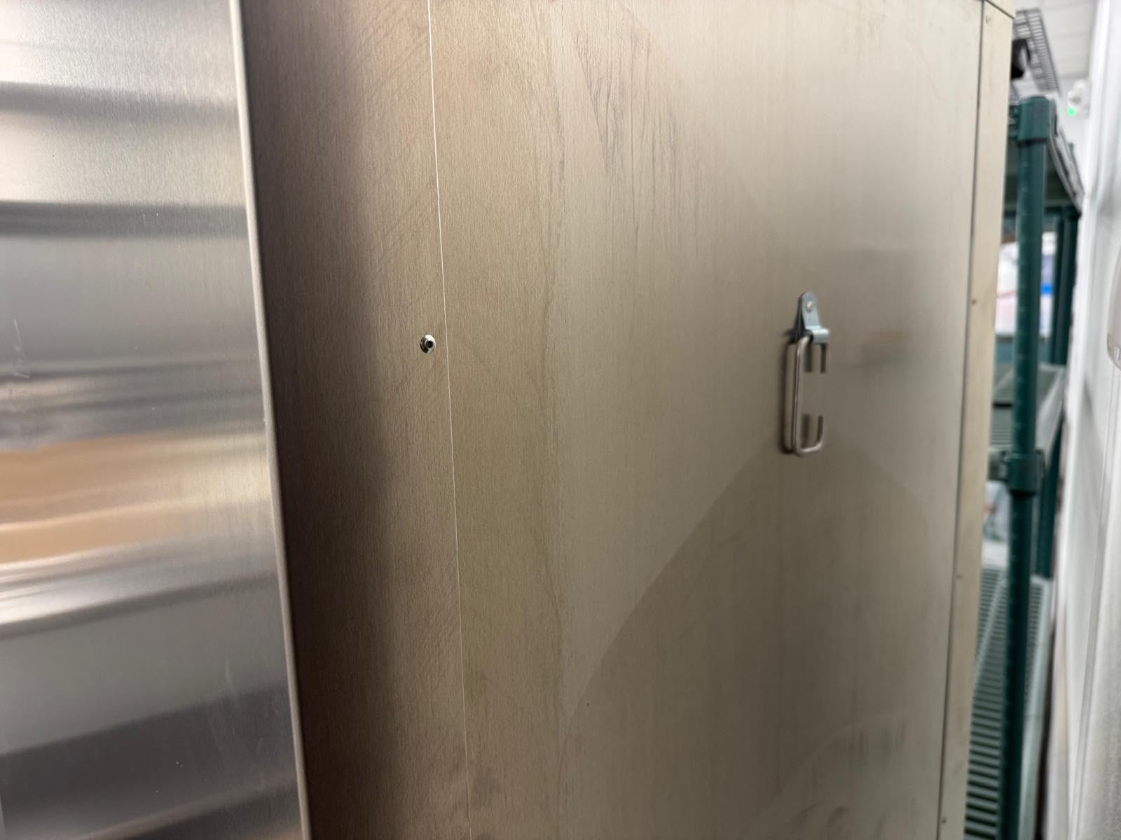 METRO C5E5-CFC-U C5 E-Series Hot Holding and Proofing Cabinet, Half Height Commercial Food Warmer, Full Length Clear Door, Universal Wire Slides, 2000W, 120V customer photo 1