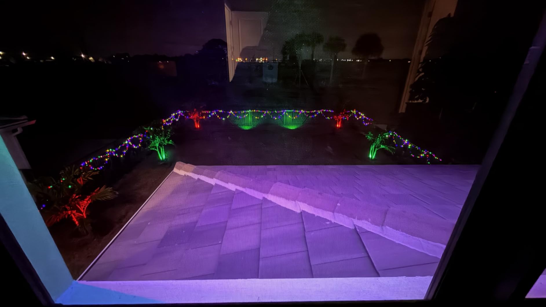 ZUCKEO All-in-One RGBW Landscape Lighting Kit, 5W Color Changing Low Voltage Landscape Lights with Transformer and 80FT Wire, LED Multi-Color Landscape Spotlights for Holiday Yard Garden House, 8Pack customer photo 2