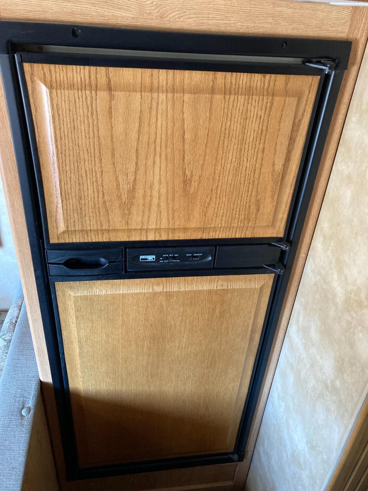 RecPro 10 Cu Ft 12V RV Refrigerator | Black | Frost-Free | Double Door | Temperature Controls, Adjustable Glass, Reversible Door, Adjustable Front Legs customer photo 2