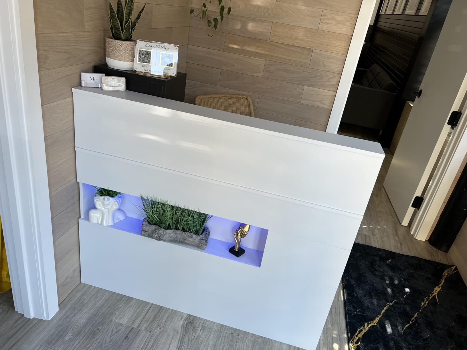 VEVOR Reception Desk, 47 Inch Rectangular Front Counter Table, Office Reception Desk with LED Light, 2 Drawers and Power Outlets, for Checkout, Lobby, Beauty Salon and Office, White customer photo 1