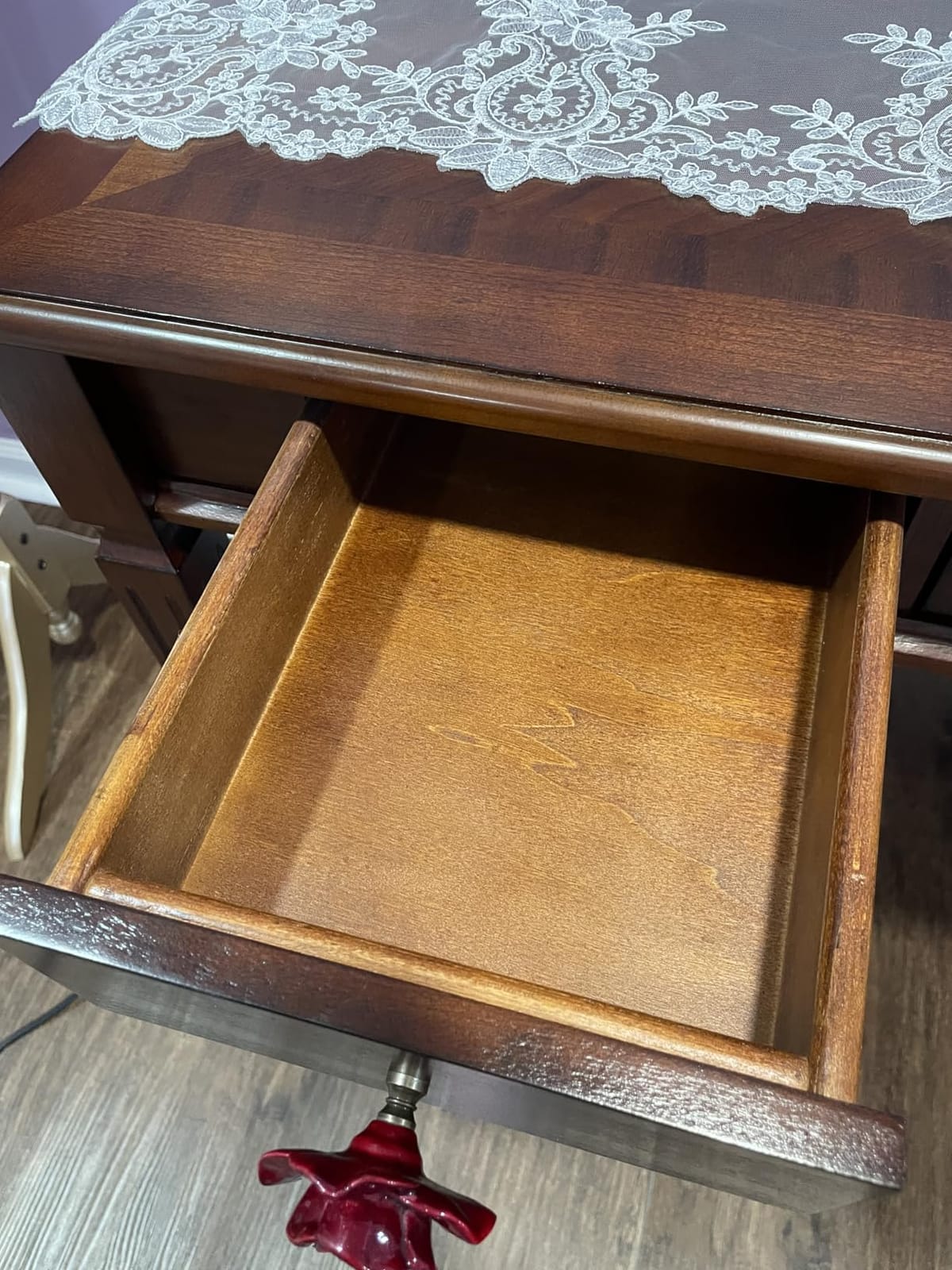 LEEMTORIG Vintage Solid Wood Writing Desk, Cherry Wood customer photo 1