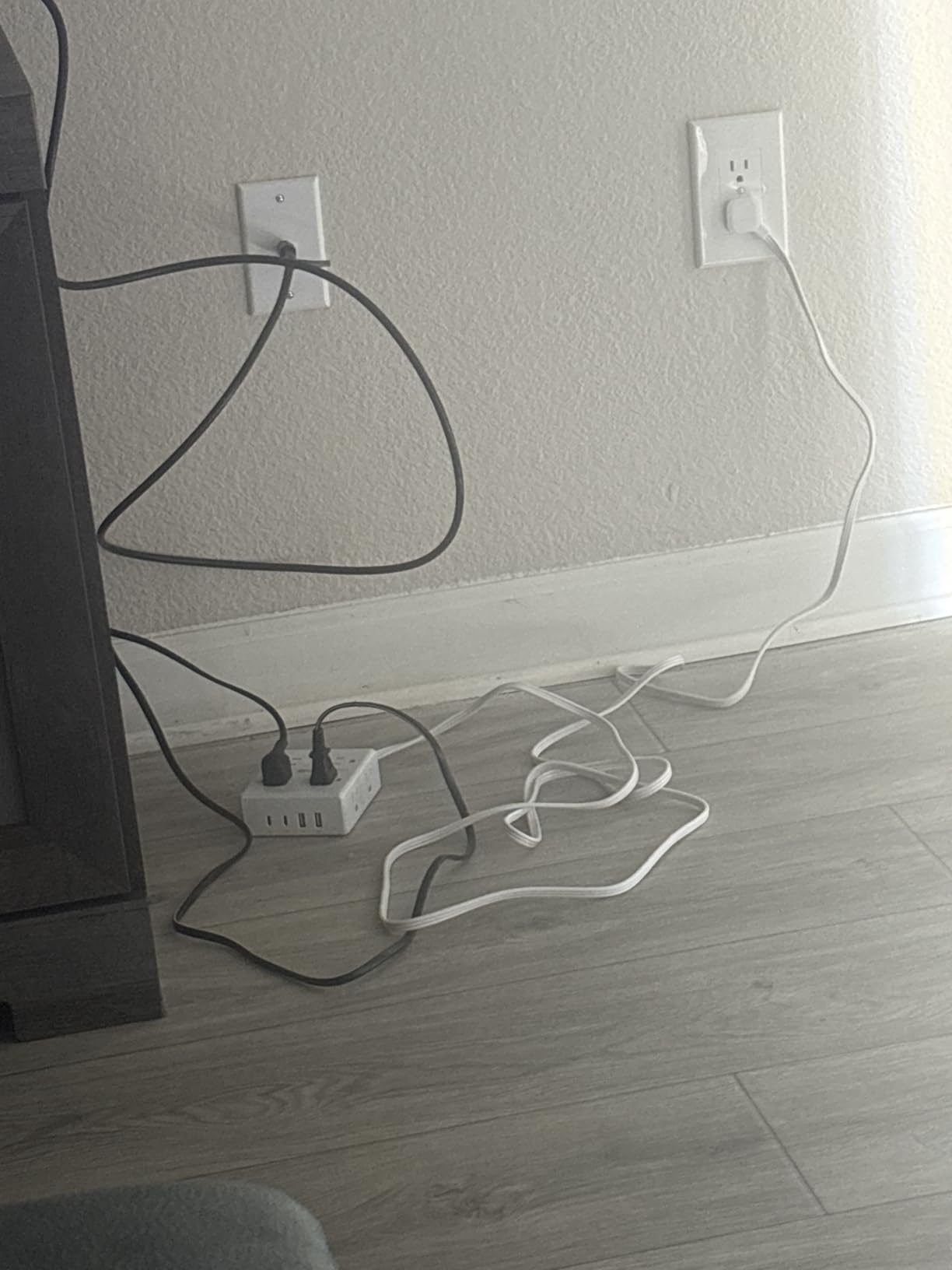 10Ft Extension Cord with Multiple Outlets, Flat Plug Surge Protector Power Strip 10 Ft Long Cord, 8 Outlets & 4 USB Ports (2 USB C), Desk Charging Station for Home Office, College Dorm Room Essentials customer photo 1