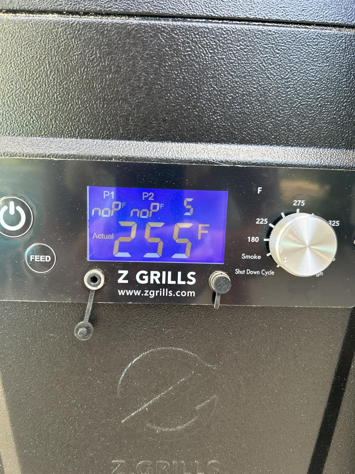 Z GRILLS 2025 Electric Pellet Grill & Smoker, 700 sq in Cooking Area, Dual-Wall Insulation, PID V2.1 Controller, Meat Probes, Easy Hopper Clean-out, Includes Grill Cover, 8 in 1 Outdoor BBQ, 700D6 customer photo 2