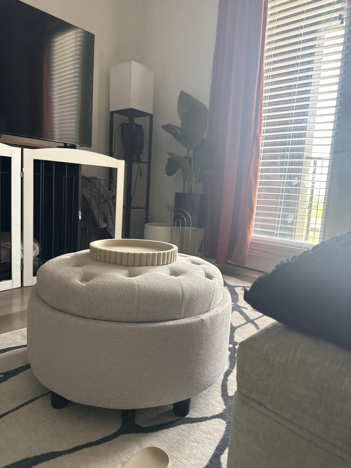 COLAMY Fabric Round Storage Ottoman with Reversible Tray Lid (Beige) - Multi-Functional Footrest, Hidden Storage, Sturdy & Stylish Small Coffee Table for Living Room, Bedroom, or Entryway customer photo 1