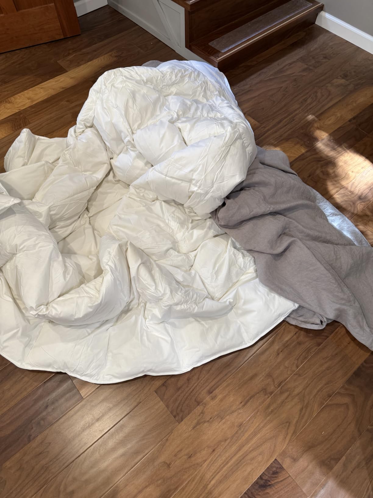 Feather and Down Fiber Comforter Insert Oversized Queen, 100% Cotton Cover | Medium Warmth White Duvet Insert, Fluffy Soft Hotel Luxury Bedding for Bedroom, 98 x 98 Inches customer photo 1