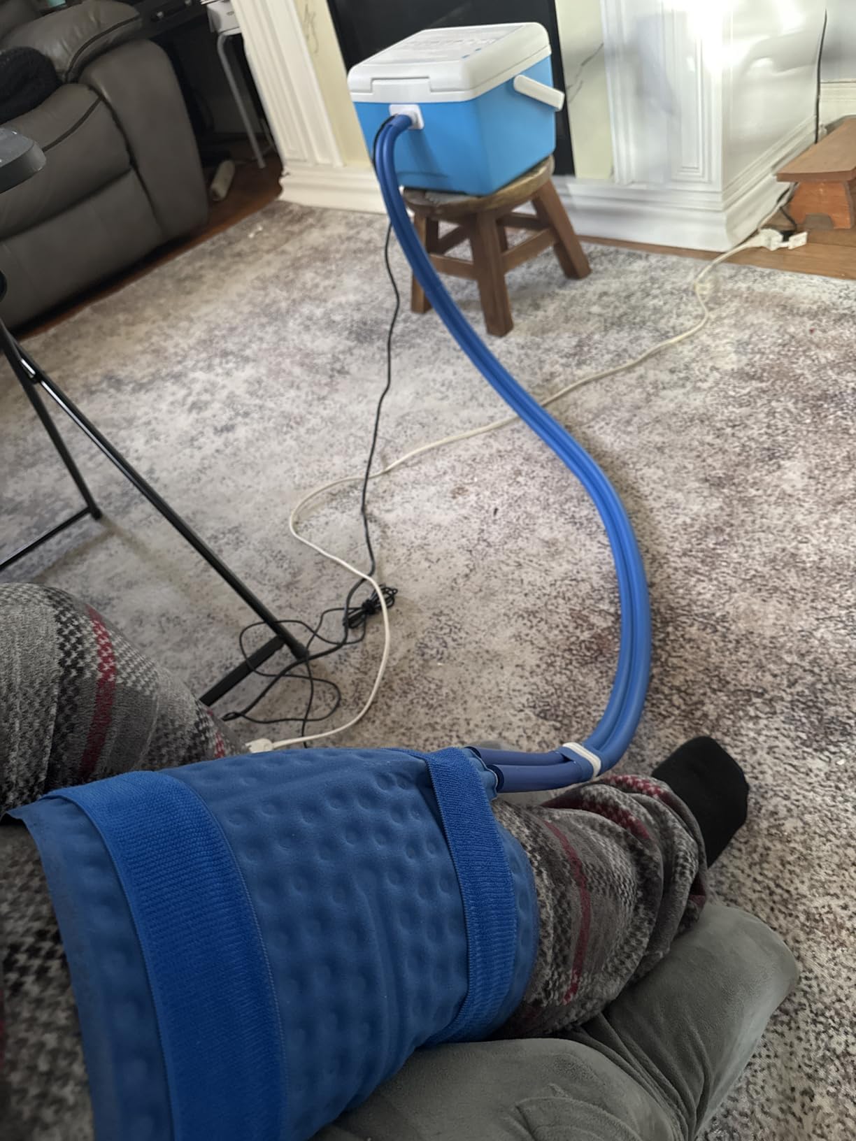 Cold Therapy Machine for Knee with Full-Coverage XL Pad, Programmable Timer | Designed for recovery after knee surgery, ACL/Sports injuries. Helps reduce swelling and support knee rehabilitation. customer photo 1