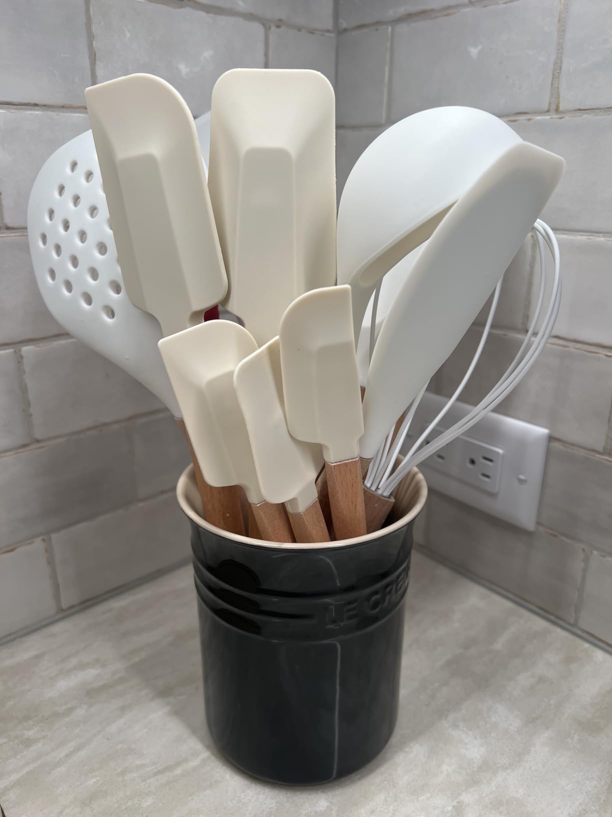 Ptanexx 5-Pcs Wooden Handle Silicone Spatula Set, Heat Resistant up to 428°F, BPA FREE Baking Spatulas for Batter Mixing, Cooking, Jar Scraping, Frosting customer photo 1