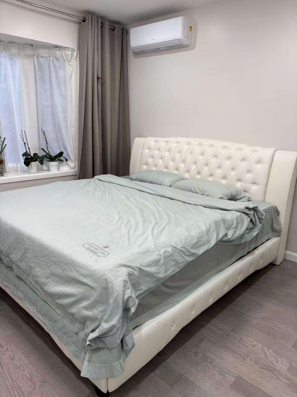 Sweetnight CoolNest 14 Inch King Size Mattress, Cooling Memory Foam Mattress | Cool Night Sleep, 5-Zone Ergo Support for Pressure Relief, Enhanced Breathability, Medium Feel, CertiPUR-US Certified customer photo 2