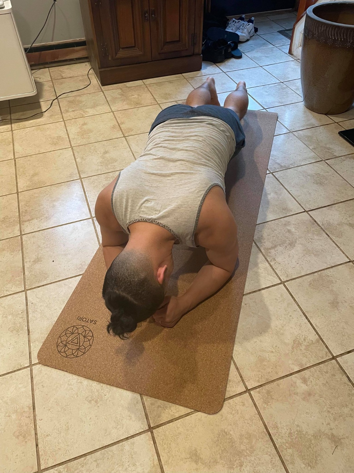 Cork Yoga Mat with Natural Rubber Base, Extra Size, Thickness and Support, Excellent Cushion & Grip, Non-Slip, Non-Toxic, Sweat-Resistant, Sustainable, Eco-friendly Exercise Mat customer photo 2