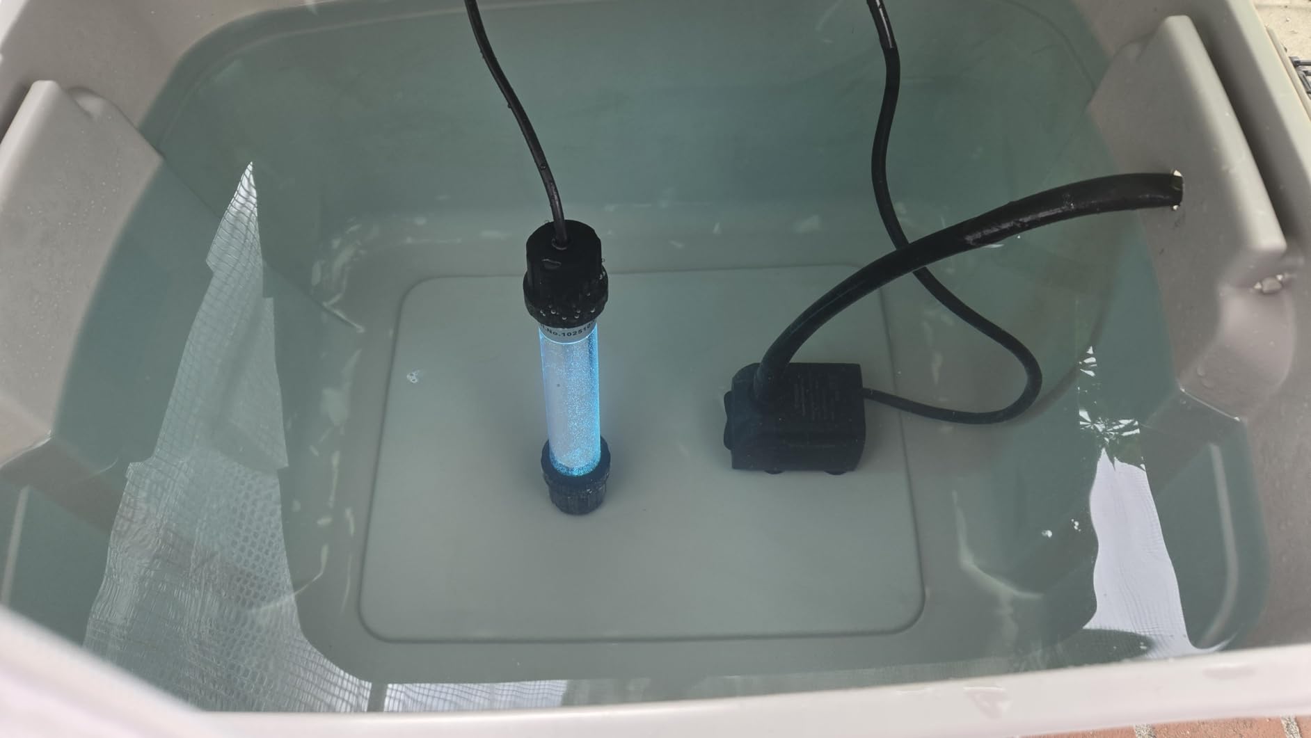 20W UV Submersible Sterilizer Light for Aquarium, Pond, Cold Plunge, Pool, Hot Tub customer photo 1