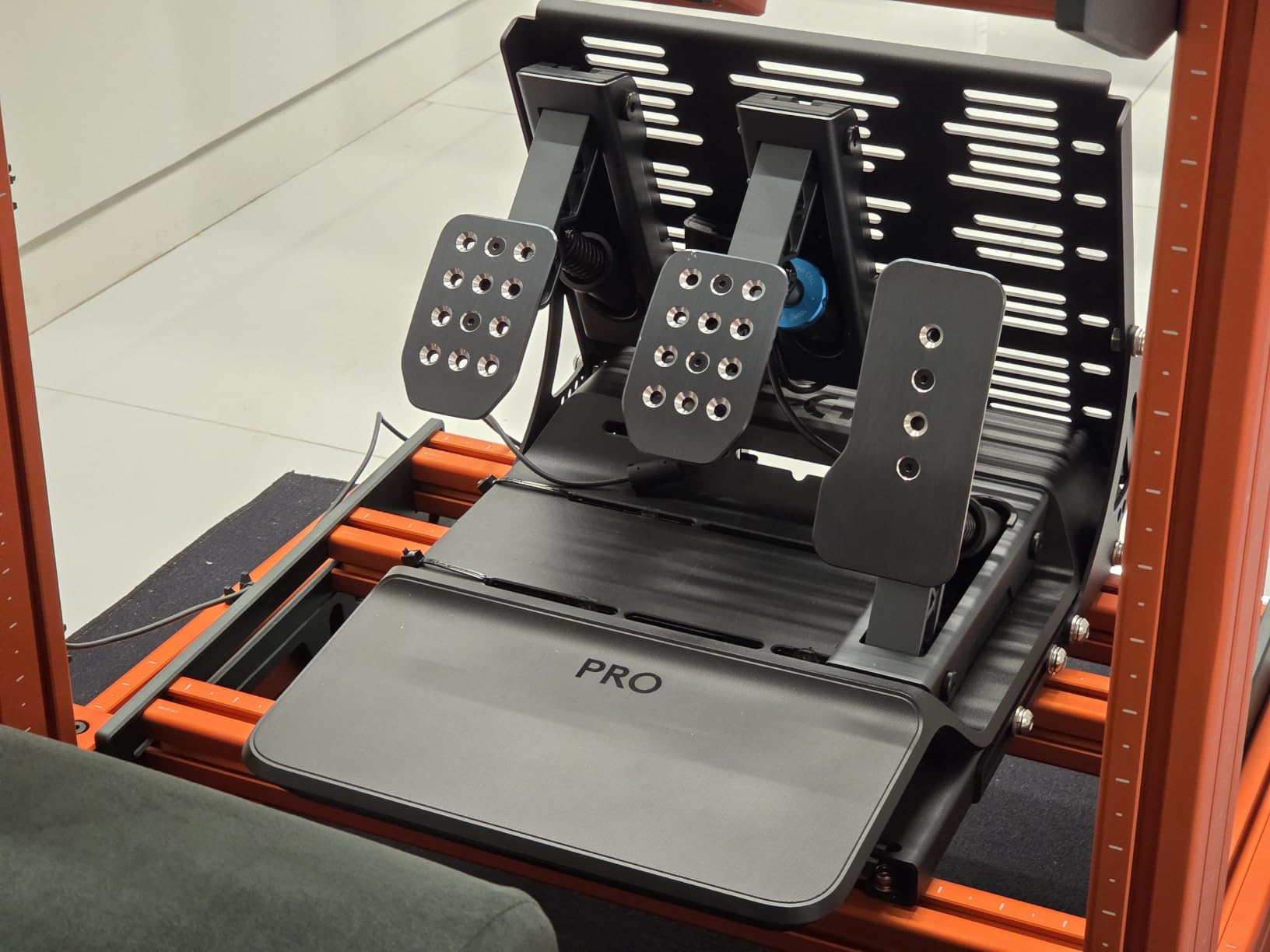Sim Racing Inverted Pedals Kit - Suitable for Logitech G PRO/G923/G920/G29/G27/G25 (Logitech Pedals Not Included) customer photo 1