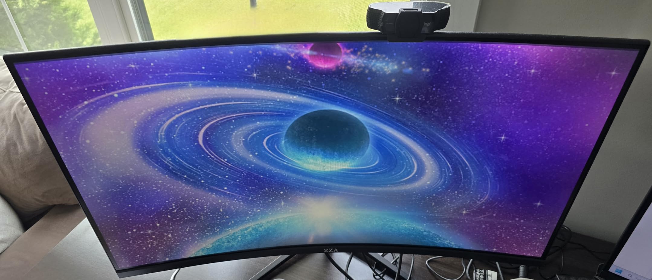 32 Inch 4K UHD Monitor (3840x2160), IPS, 60Hz Refresh Rate, 120% sRGB, AMD FreeSync, 178° Viewing Angle, HDMI/DisplayPort, VESA 100x100mm Mount Compatible, Tilt Adjustable - Black customer photo 2