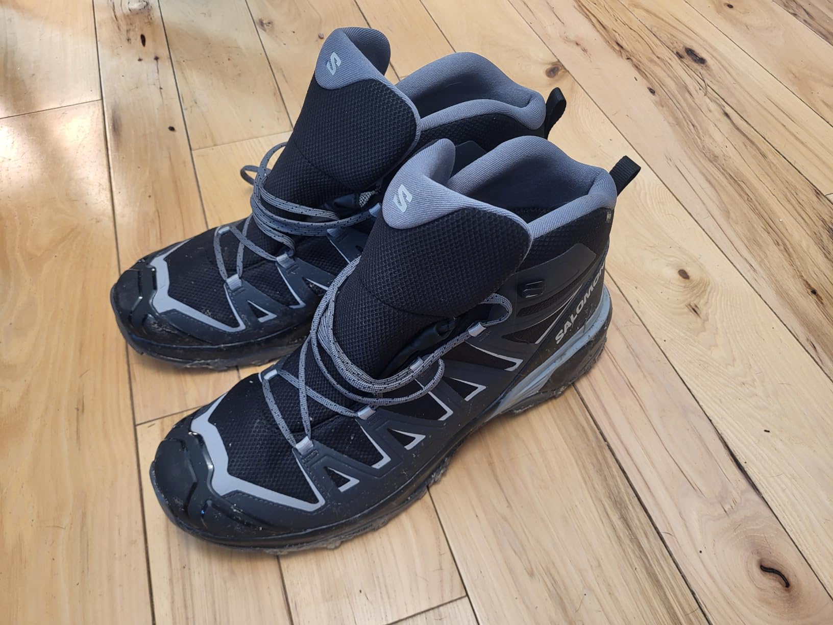 Salomon Men's X Ultra Flare Mid Gore-Tex Hiking Shoe, Waterproof Support & Stability for Rugged Trails & Multi-Day Hikes customer photo 2