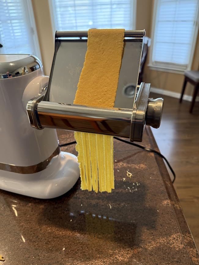 GVODE Electric Pasta Maker - 3-in-1 Pasta Sheet Roller & Cutter Set 700W Max Motor, includes Fettuccine & Spaghetti Maker customer photo 1