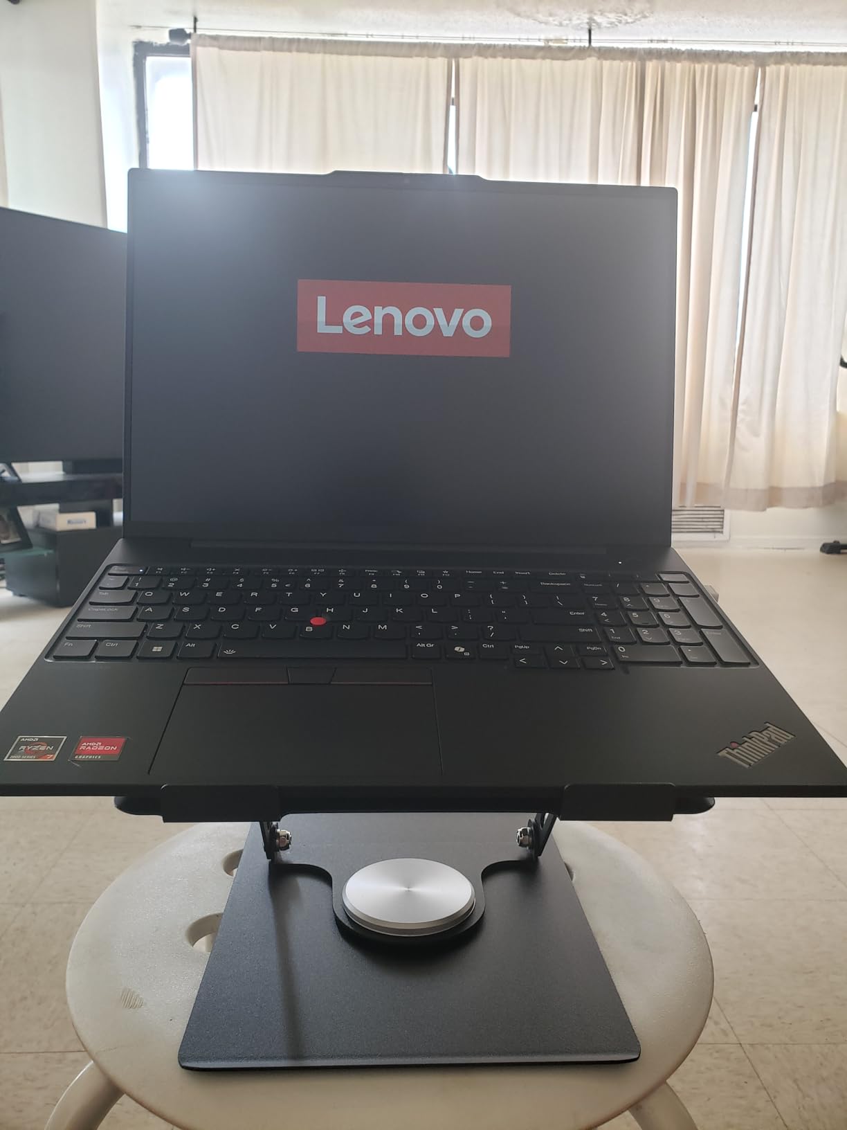 Lenovo ThinkPad E16 16