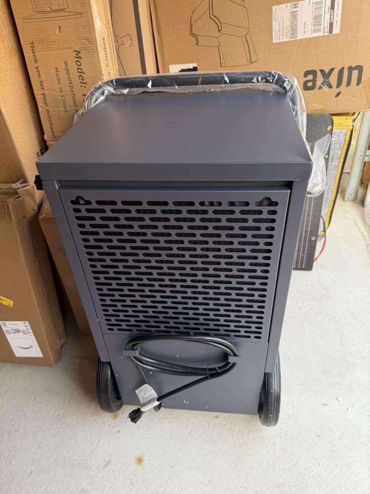 320 Pint Commercial Dehumidifier with Pump, Commercial Grade Dehumidifier for Basement, 24H Timer, 9000 sqft Large Spaces for Industrial, 40Gallon/Day, Auto Defrost, 20A Socket, 5-Year Limited Warranty customer photo 2