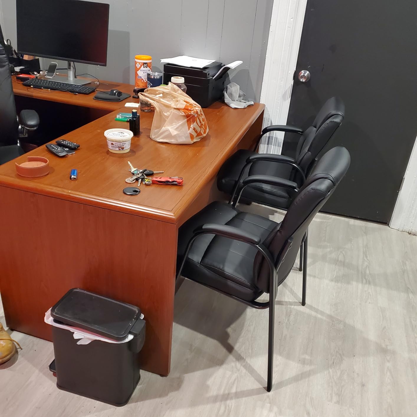 Sweetcrispy Waiting Room Office Guest Chairs Set of 2, PU Leather Big and Tall No Wheels Executive Office Chair with Padded Arms for Reception Conference Room Lobby customer photo 2