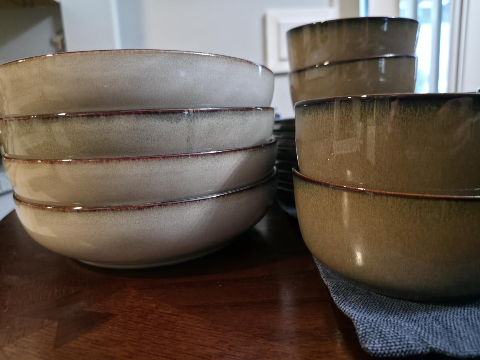 GBHOME Dinnerware Sets for 8, 32 Pieces Ceramic Plates and Bowls Set | Scratch Resistant Stoneware Dishes Set, Dishwasher & Microwave Safe, Reactive Glaze-Cappuccino customer photo 1