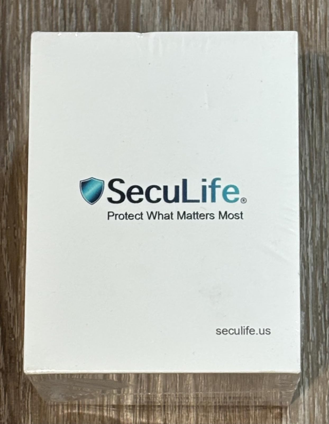 Seculife Medical Alert Smartband for Seniors - Alerts Go Direct to Family, No Call Center | Auto Fall Detection, GPS Tracking, Heart Rate Monitor, 2-Way Calling, SOS Button, Waterproof Wearable customer photo 1