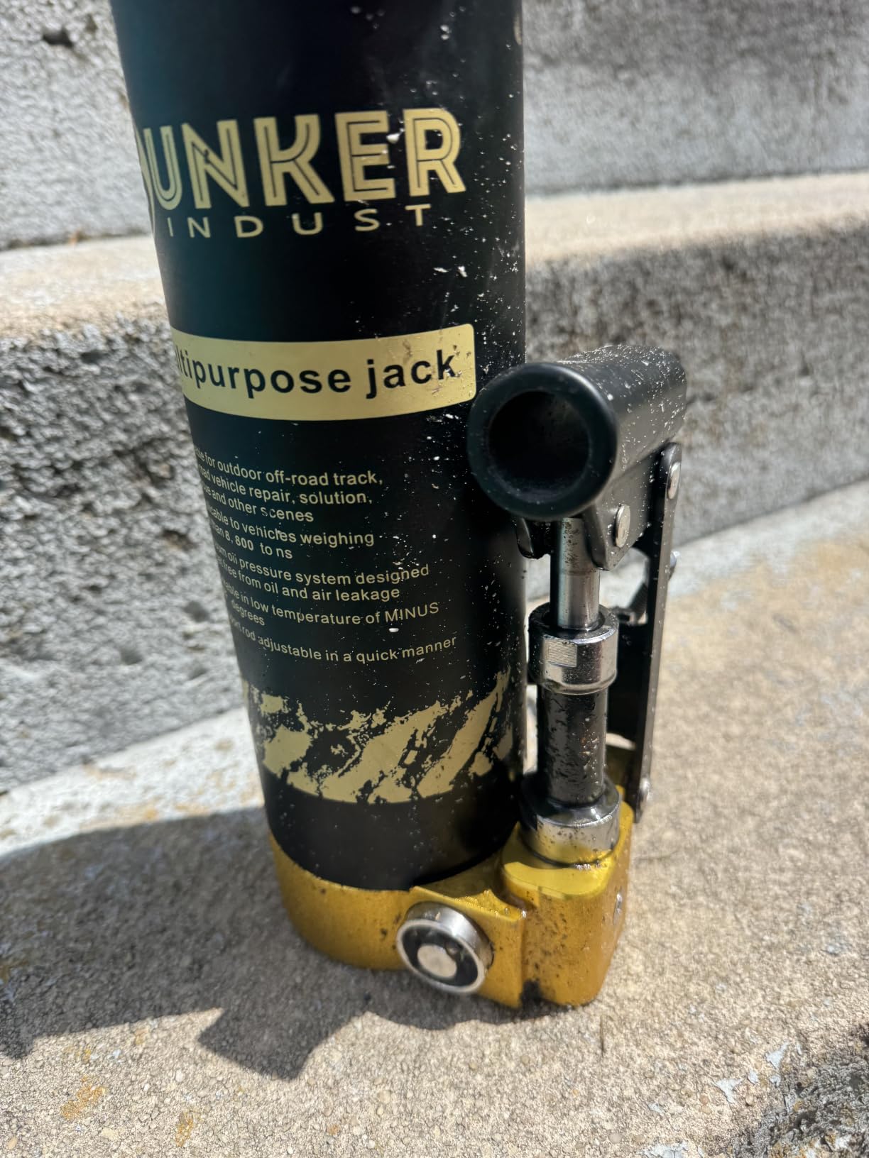 BUNKER INDUST Portable Hydraulic Recovery Jack with Lift Mate, 4x4 Off Road Lift Jack for SUV ATV UTV, 19,400 lbs Lifting Capacity customer photo 1