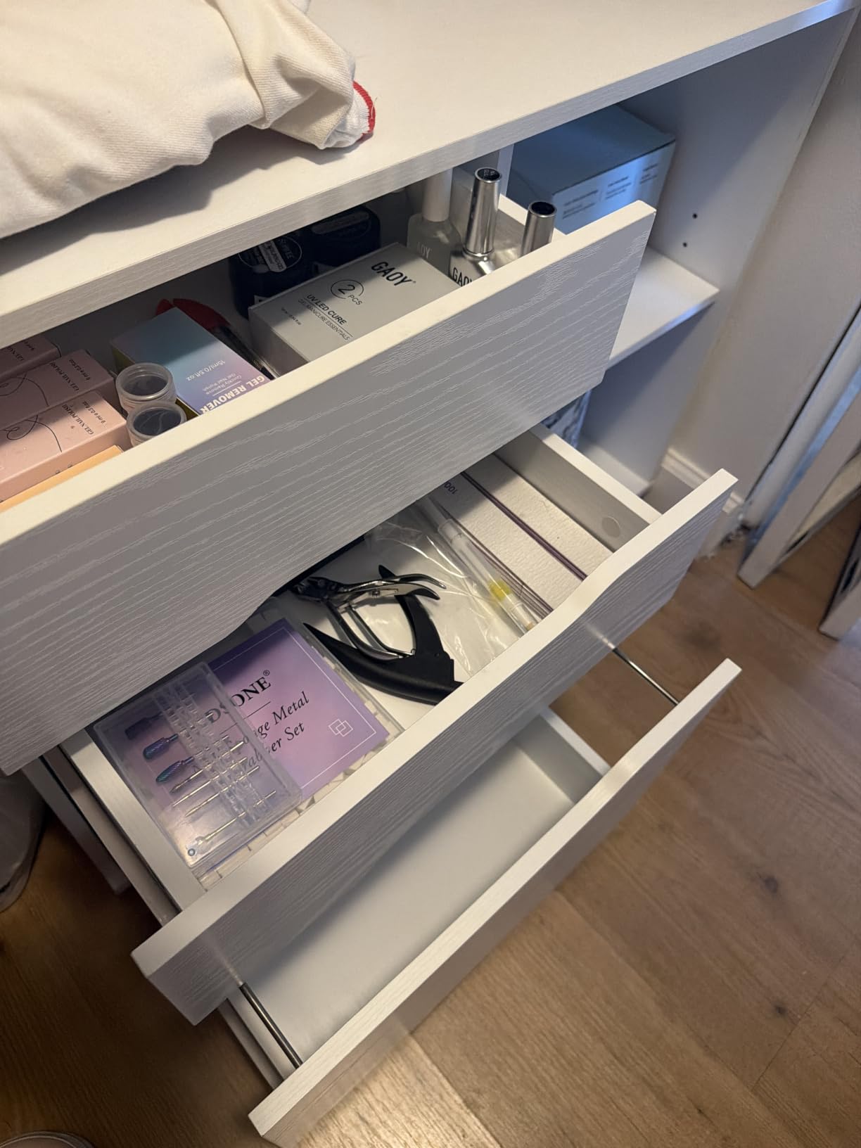 DUMOS File Cabinet with 3 Drawers, Wood Under Desk Storage Printer Stand | Rolling Lateral Filing Cabinet with Adjustable Shelves for Home Office Study Organization, Classic White customer photo 2