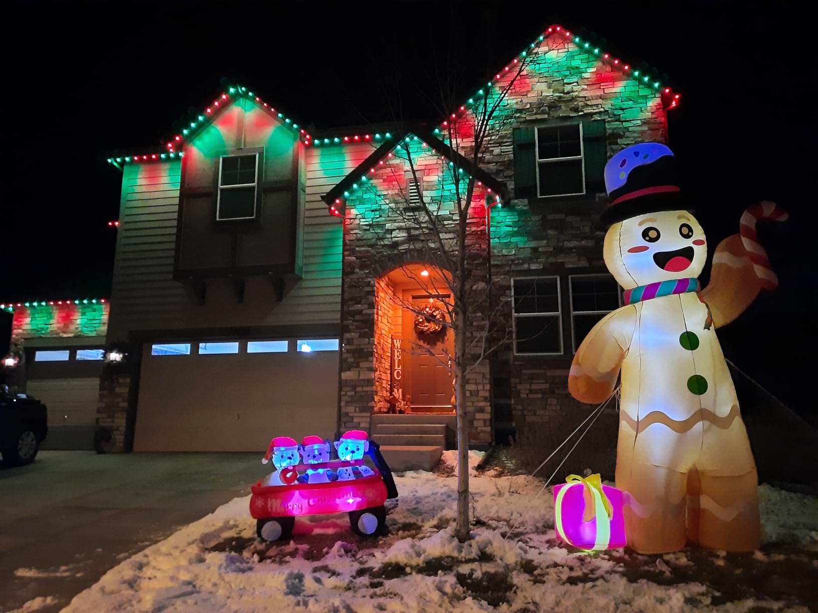 12FT Giant Christmas Inflatables Gingerbread Man Built-in Bright LED Light, Huge Christmas Decorations Outdoor Hold Candy Cane and Gift customer photo 2