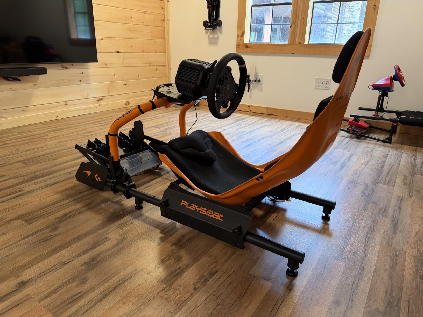 Logitech G RS Pedals - Sim Racing Pedals with 75 kg Load Cell Brake, Adjustable Pedal Positions, Modular Design, Robust Extendable Steel Frame customer photo 1
