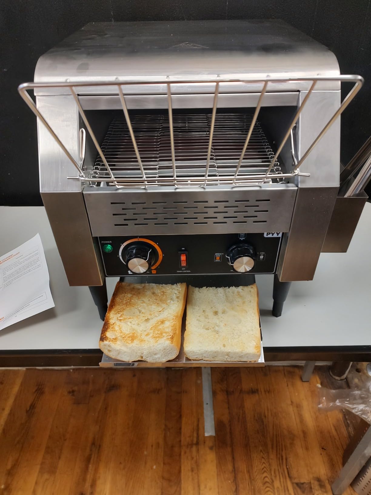 PYY Commercial Conveyor Toaster 300pcs/h - Electric Conveyor Belt Toaster for Toast, Bun, Bagel, Bread, Heavy Duty Stainless Steel Toaster Oven for Restaurant, Bakery, Buffet Use customer photo 1
