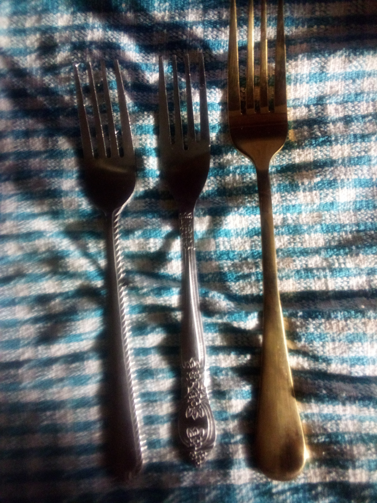 Matte Black Silverware Set for 8, 40 Pieces Stainless Steel Flatware Cutlery Set, Tableware Kitchen Utensil Set, Include Knives Spoons Forks, Dishwasher Safe customer photo 1