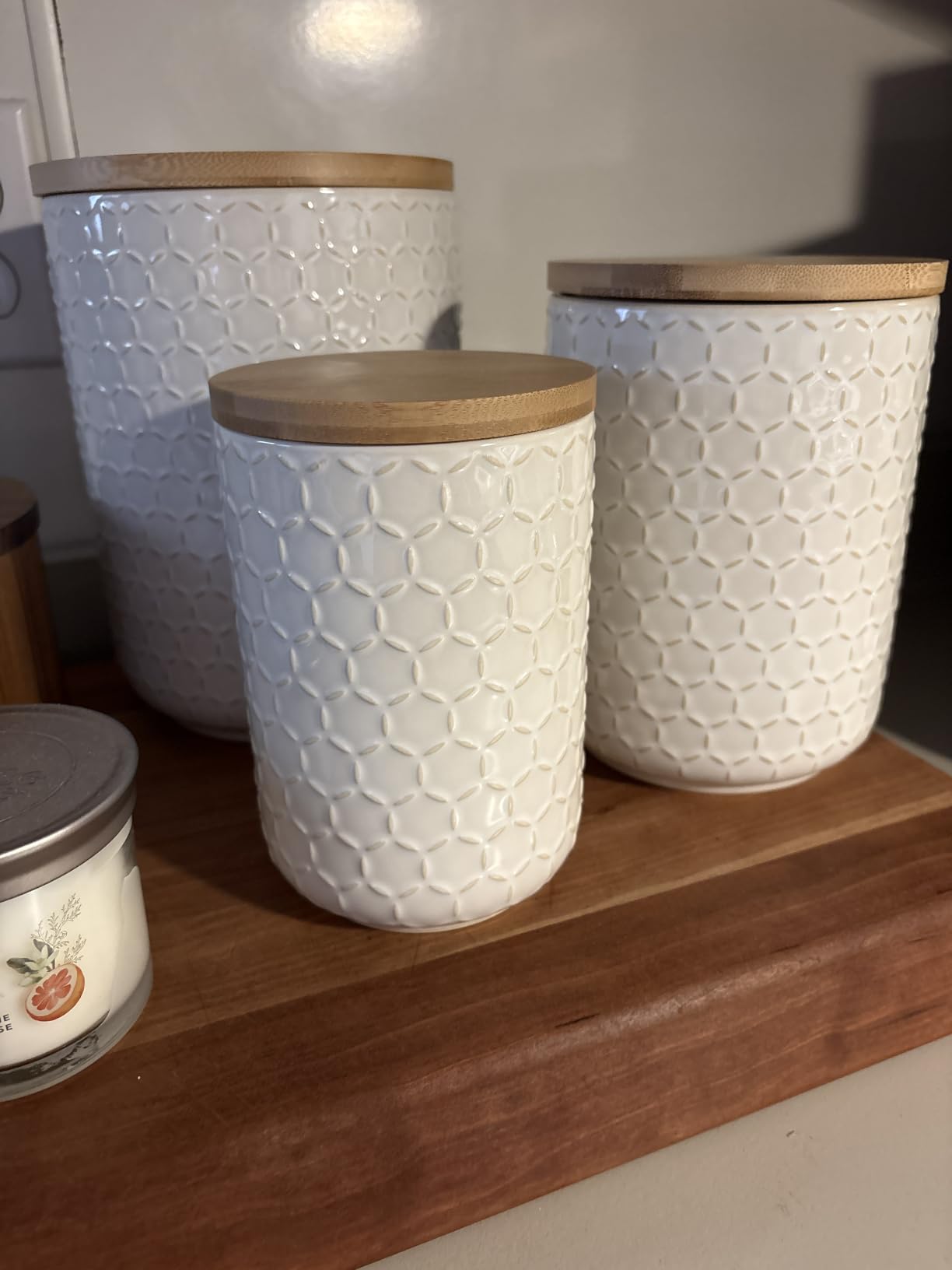 MALACASA LYDIA Ceramic Canisters Set with Airtight Lids, 80/40/20 oz Coffee Canisters Sets for the Kitchen, Large Jars for Flour, Sugar, Pasta, Coffee, Cookies, Tea - Set of 3, Hexagon customer photo 1