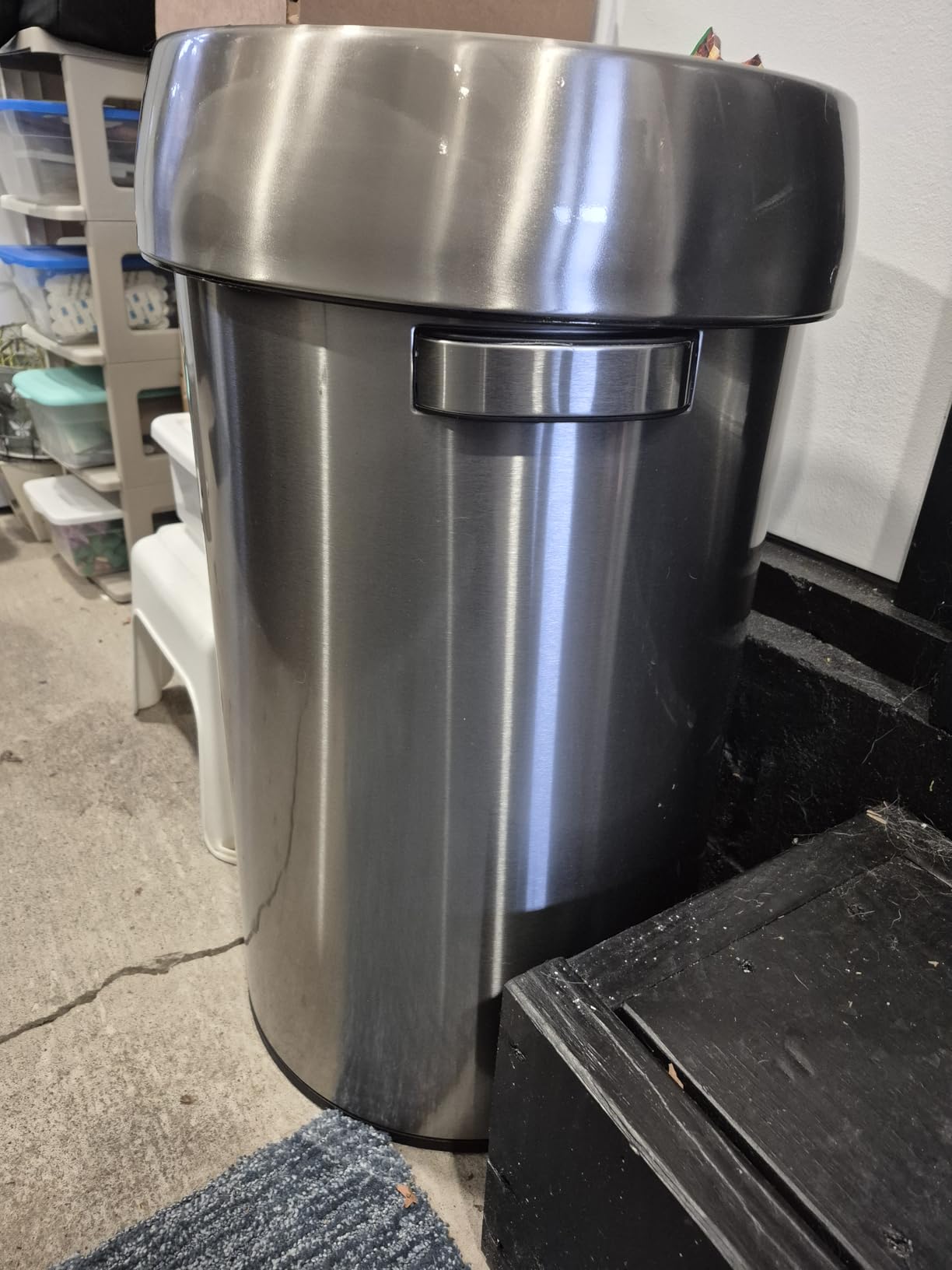 Home Zone Living 18 Gallon Commercial Trash Can with Removable Open Top Lid | Stainless Steel with Semi-Round Flat Back and Extra Strength Durability for Offices, Restaurants and Businesses, Silver customer photo 1