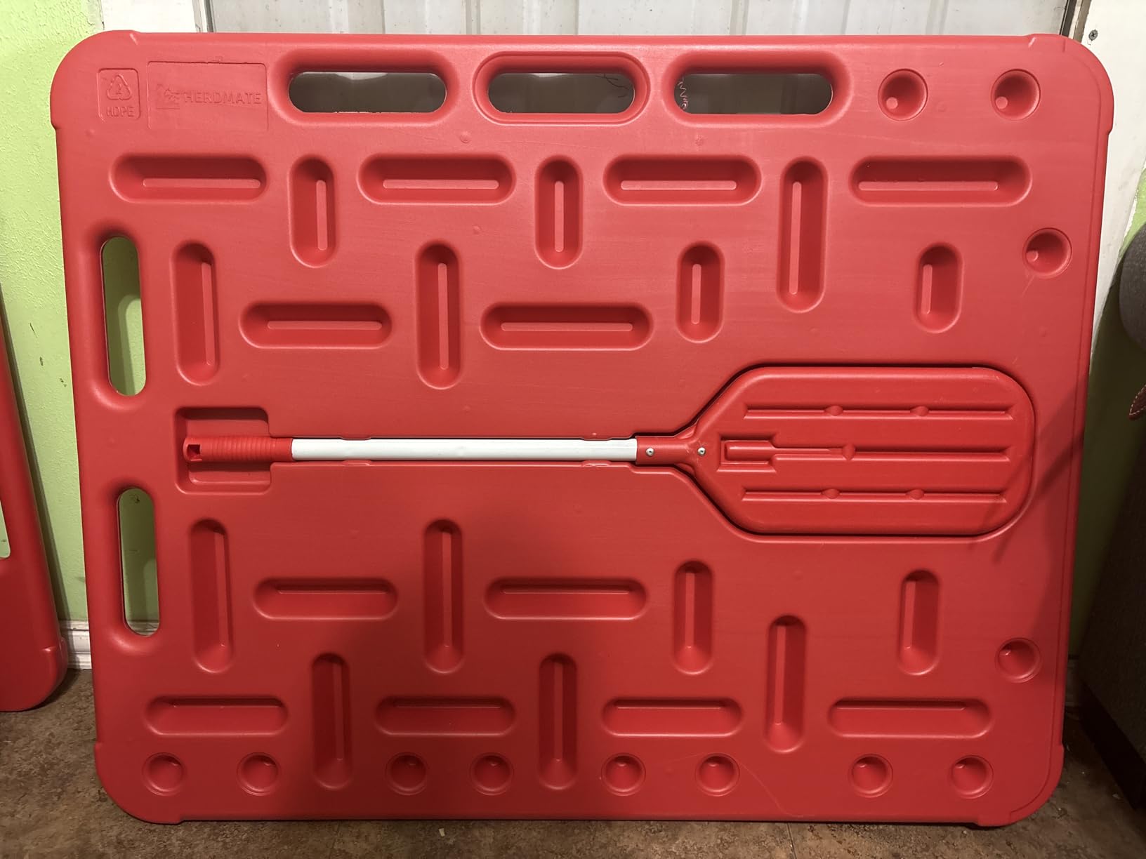 Pig Sorting Board w/Sorting Stick Paddle - Livestock Sorting Panel - Cattle Panel, Hog Panels, Mini Pig, Baby Goat Supplies - Show Pig Supplies Livestock - Farm Equipment - Large 47