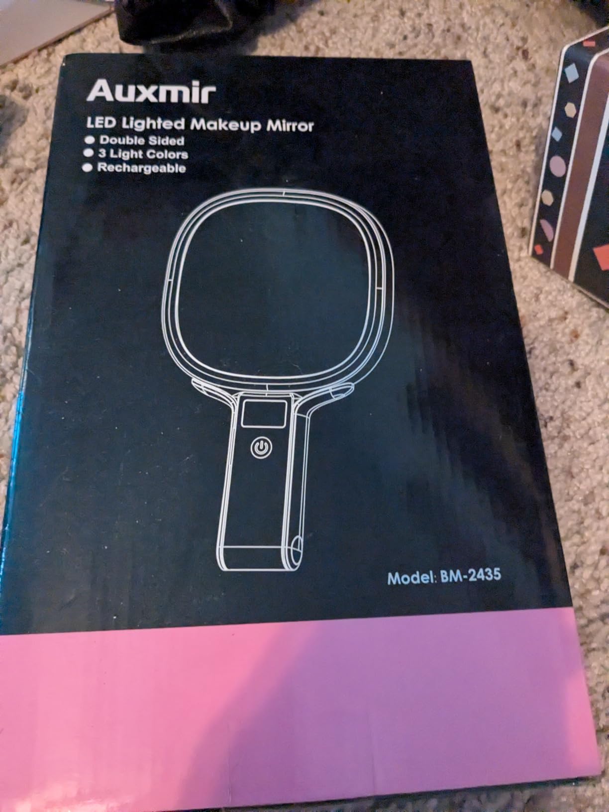 Auxmir 30X/1X Travel Makeup Mirror with Lights, LED Display, 3 Color Modes | 2500mAh rechargeable, tabletop/handheld/hanging use customer photo 1