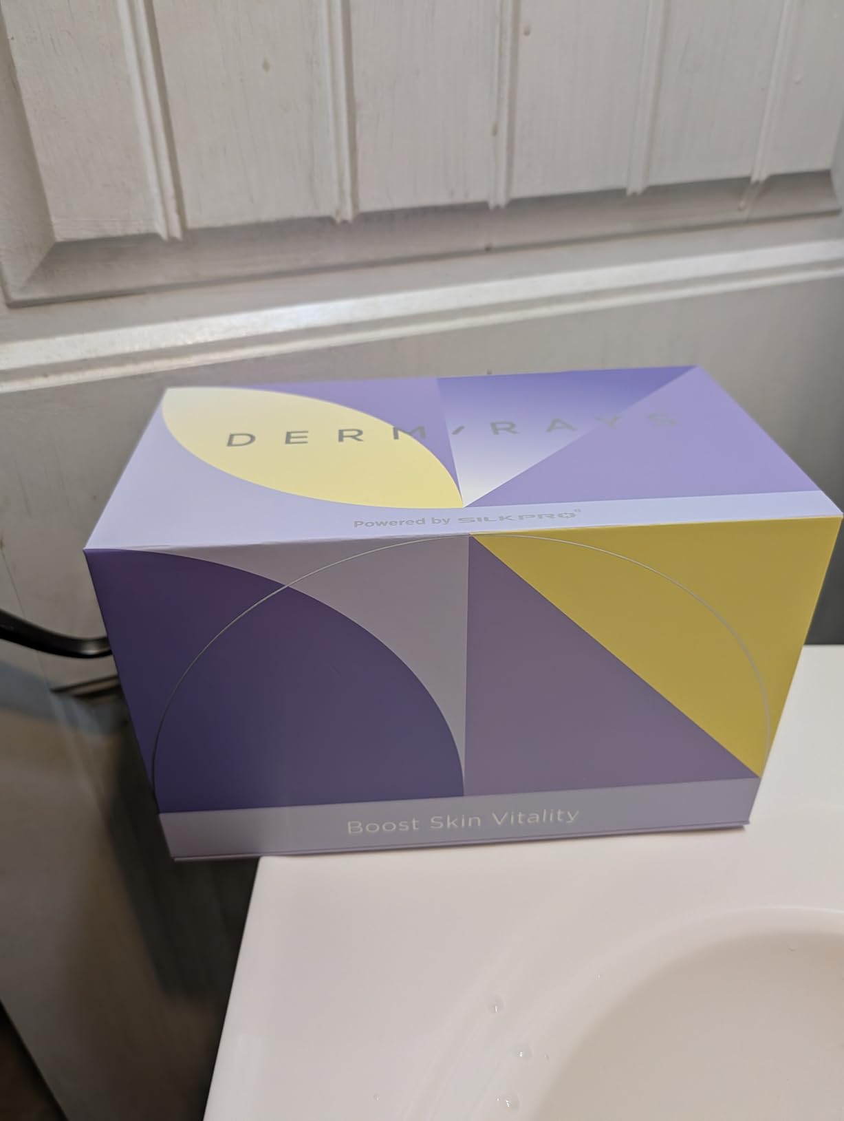 DermRays Multi-Functional Microcurrent Device with Light | EMS, Face Care, 4-in-1 Facial Toning Tool with Multi-Leading Tech for a Visibly Radiant & Youthful Appearance customer photo 2