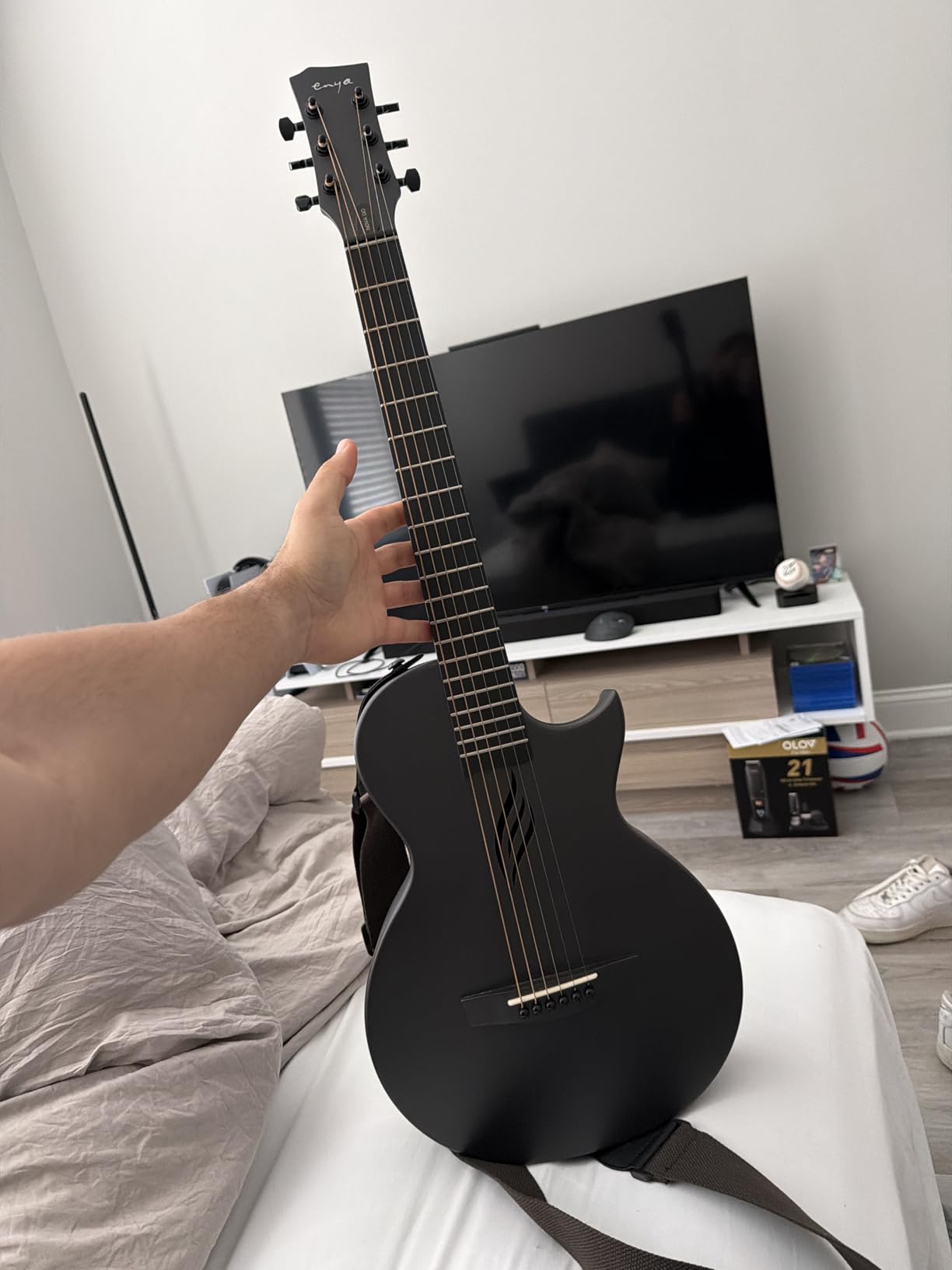 Enya Nova Go Carbon Fiber Travel Acoustic Guitar | 1/2 Size Lightweight Moisture-Proof Guitara | Adult & Beginner Portable Guitar with Gig Bag & Accessories (Black) customer photo 1