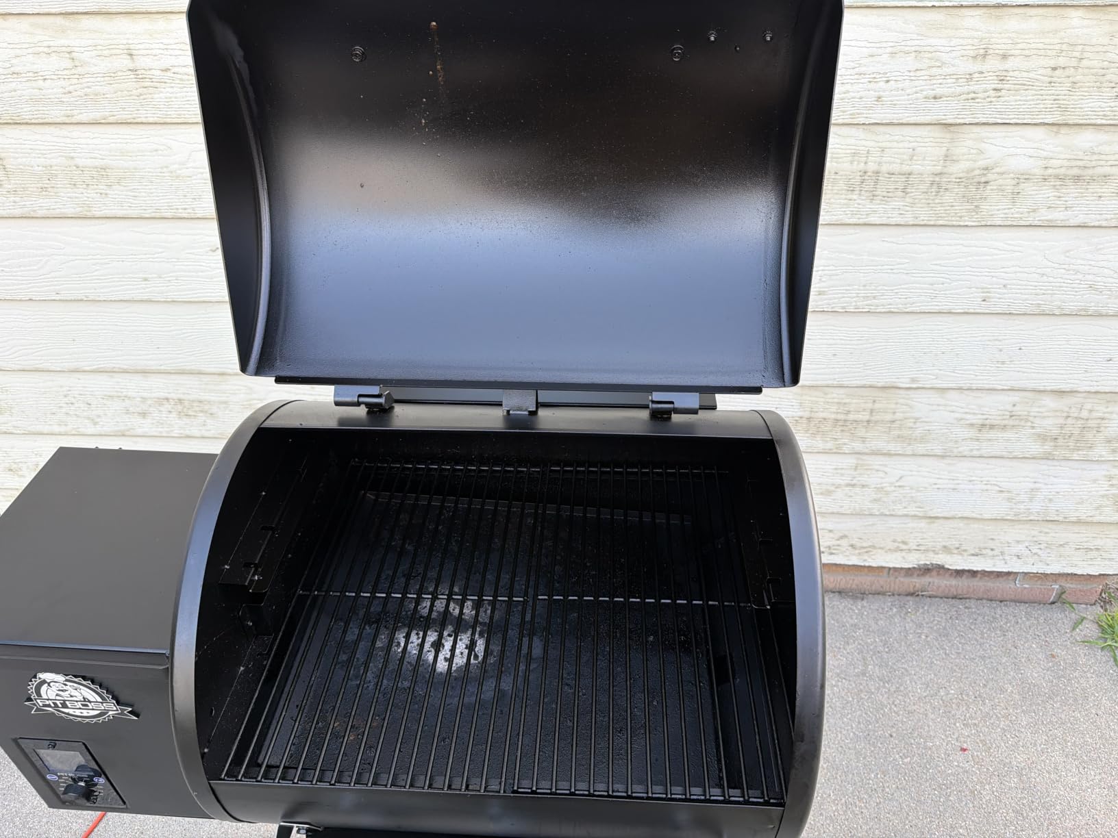 Pit Boss 500 Carbon Series Wood Pellet Grill & Smoker with LCD Digital Controller customer photo 1