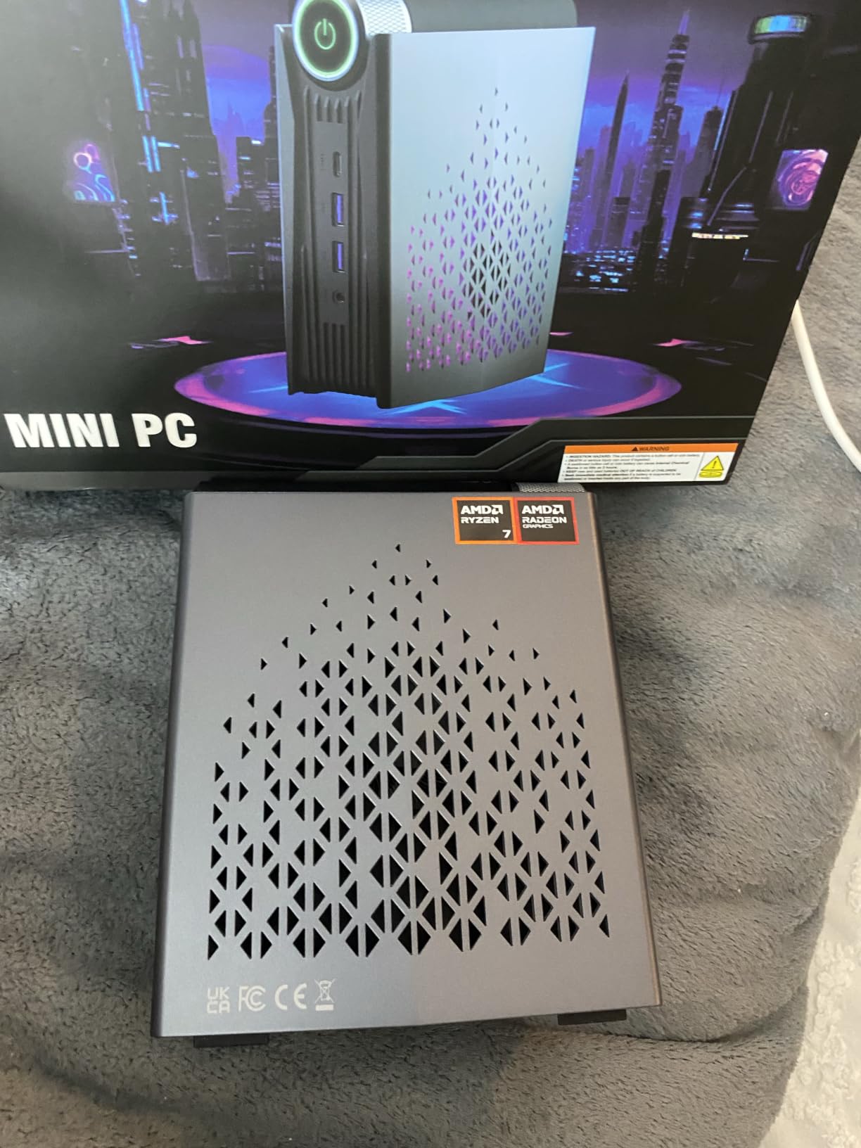 ACEMAGICIAN S3A Mini PC, Ryzen 7 H 255 (Up to 4.9GHz, 8C/16T), Radeon 780M Graphics, 16GB LPDDR5 RAM, 512GB PCIe4.0 SSD, Mini Desktop Computer for Content Creation, Programming, Gaming & Home Office customer photo 2
