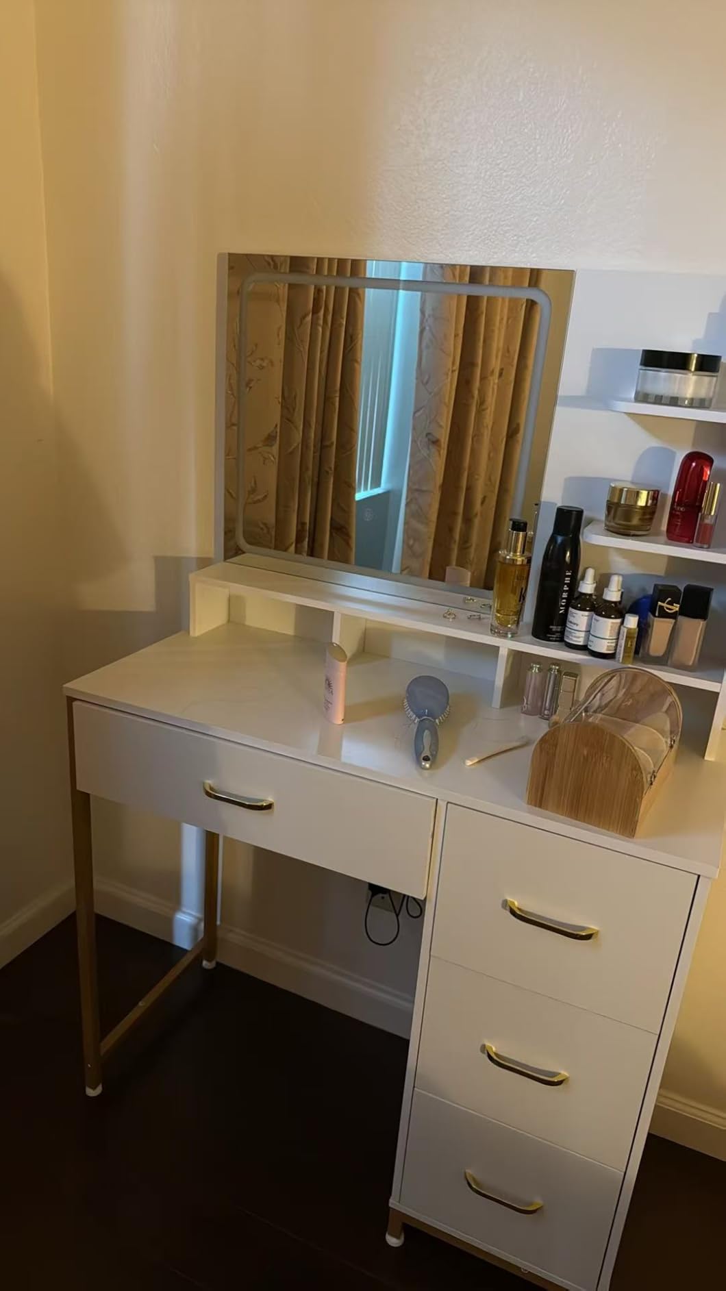 COMHOMA Vanity Desk with Mirror and Lights, Makeup Vanity Table with 4 Drawers & Storage Shelves, Large HD Mirror, 3 Color Modes & Adjustable Brightness, Modern Dressing Table for Bedroom, Pearl White customer photo 1