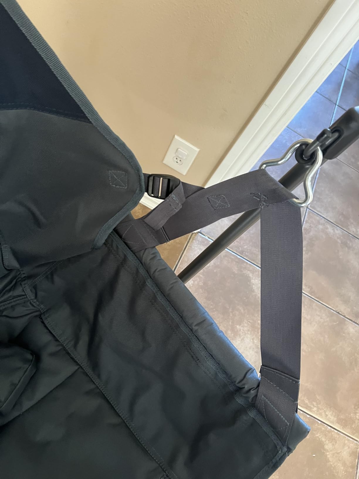 TIMBER RIDGE Hammock Camping Chair with Adjustable Backrest, Heavy Duty Folding Hammock Chair Supports 300lbs, Portable Hammock Chair for Camping, Travelling and Patio, Black customer photo 1