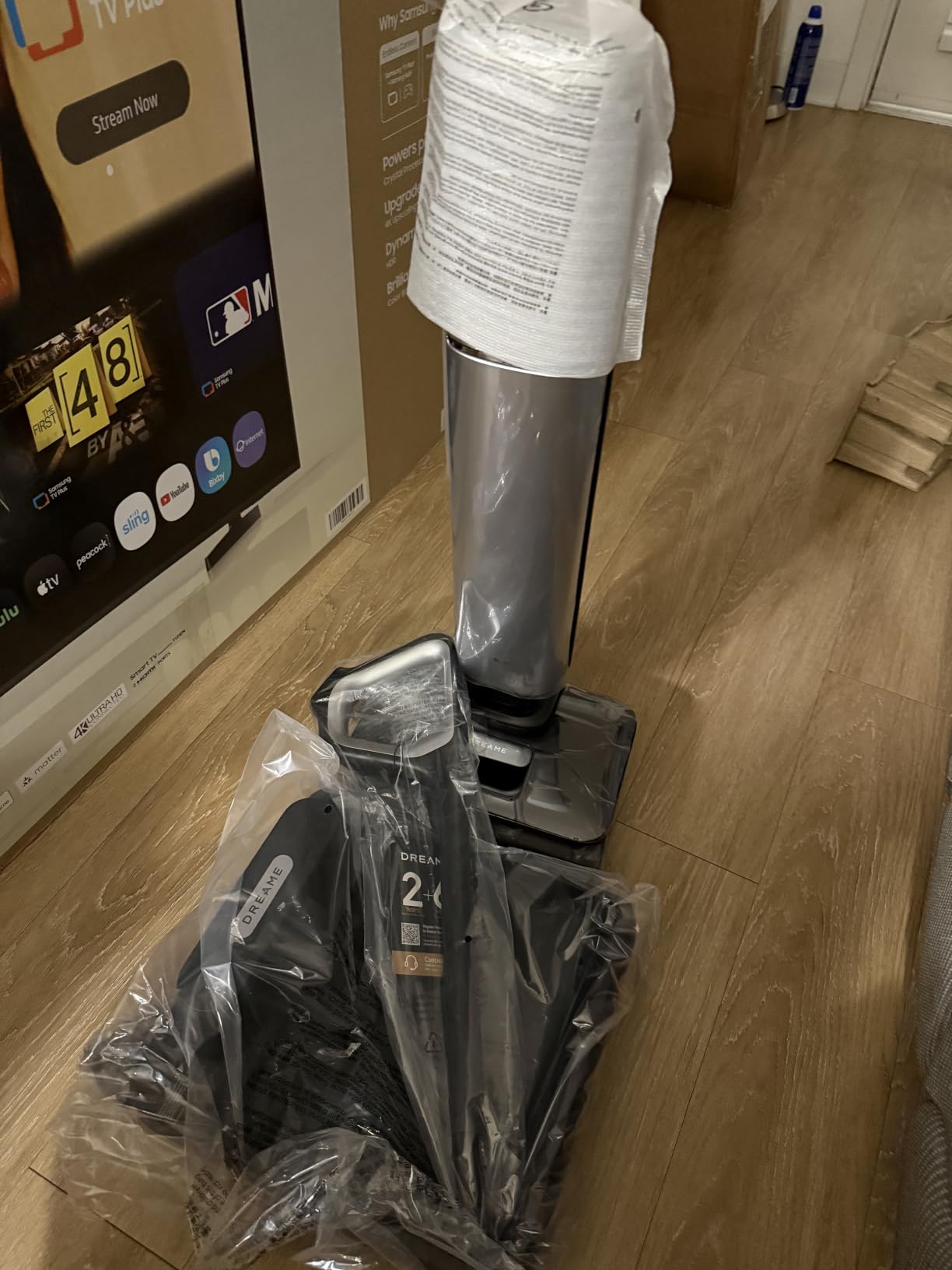 DREAME Aero Pro Wet Dry Vacuum Mop, Ultra-Slim with Hot Self-Cleaning/Self-Drying, 0 Hair Tangle Great for Pet Owner, Powerful Wet Dry Vacuum with 60min Runtime, Pick-up & Mop at The Same Time customer photo 1