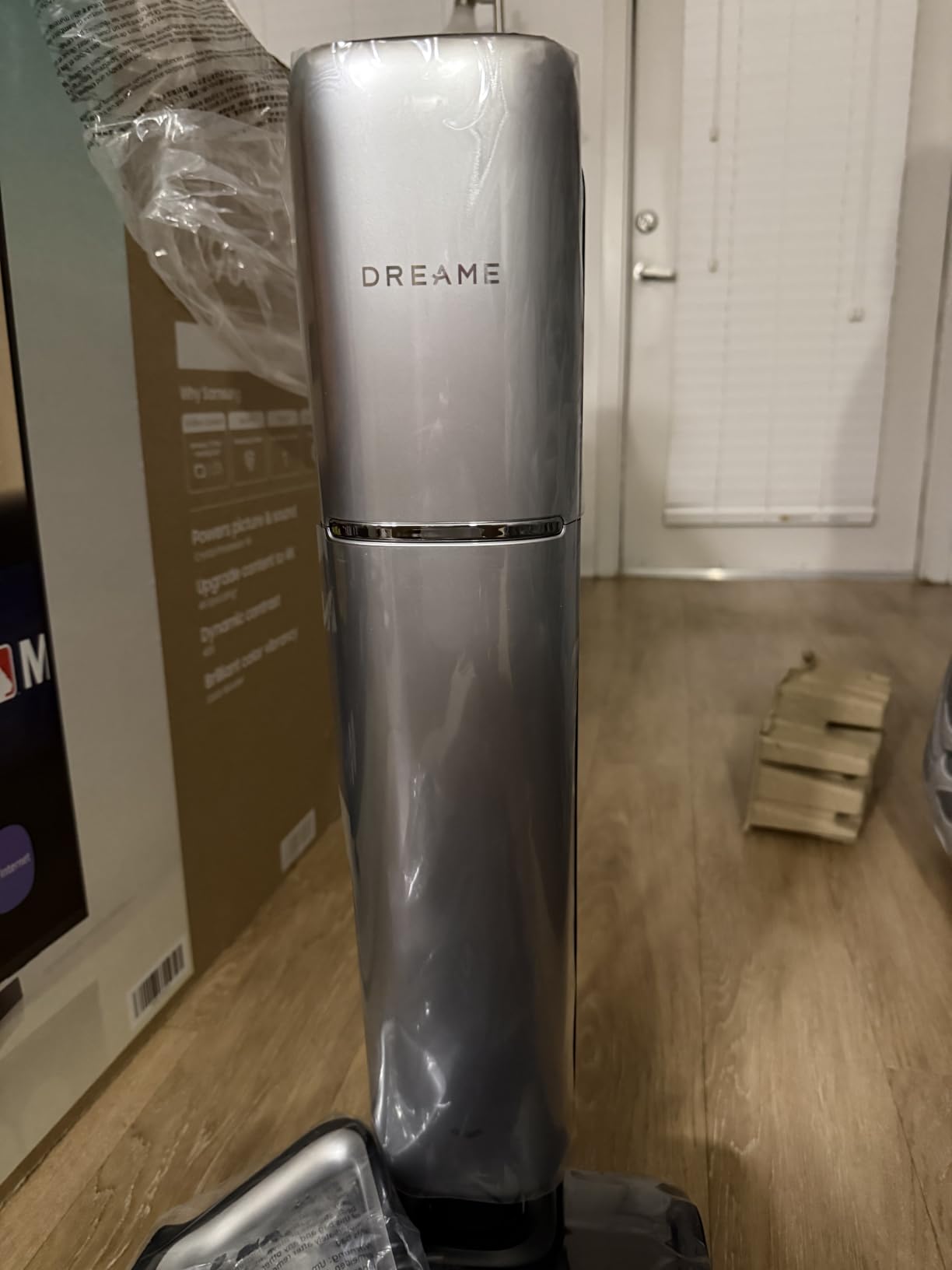 DREAME Aero Pro Wet Dry Vacuum Mop, Ultra-Slim with Hot Self-Cleaning/Self-Drying, 0 Hair Tangle Great for Pet Owner, Powerful Wet Dry Vacuum with 60min Runtime, Pick-up & Mop at The Same Time customer photo 2
