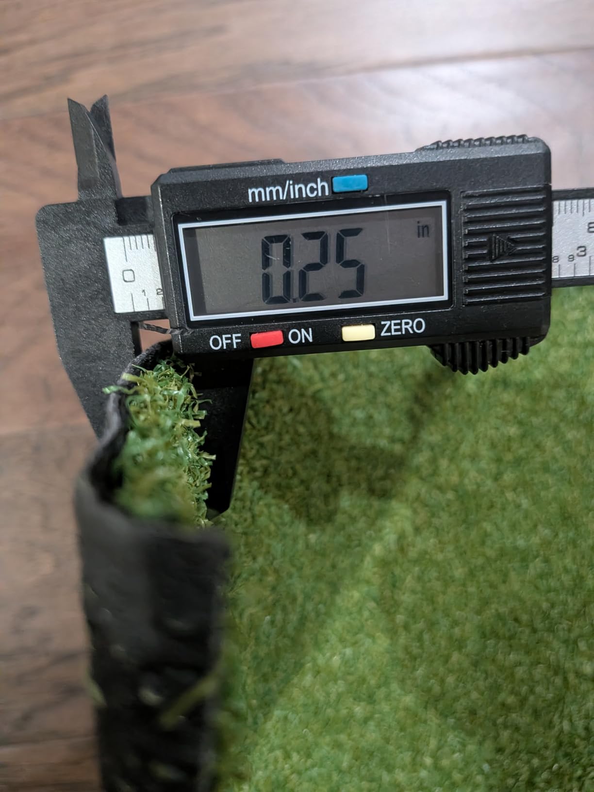 Golf Putting Green Artificial Grass Turf, 7FT x 15FT Indoor Outdoor Golf Training Mat with Realistic Synthetic Fake Turf, Multi-Sport Use for Baseball, Football, Gym customer photo 1