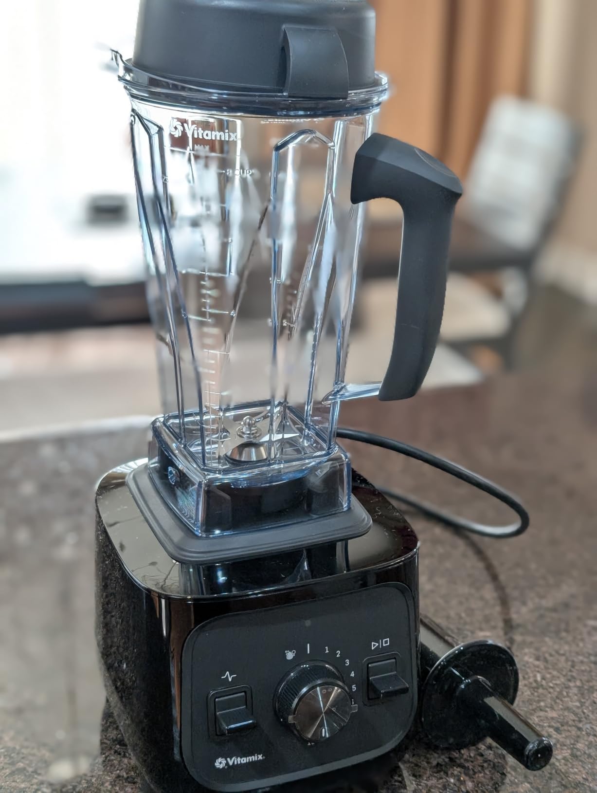 Vitamix VX1 Professional-Grade Blender, 64 oz. Container, Black customer photo 1