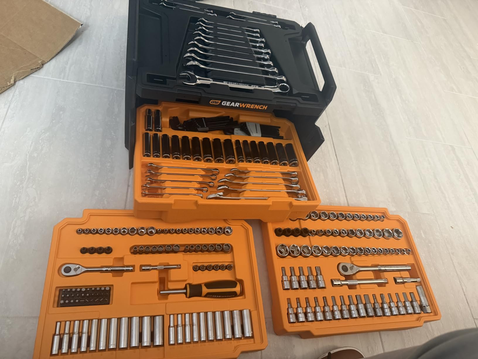 GEARWRENCH Mechanics Tool Set in 3 Drawer Storage Box, 232 Pc, 1/4 in and 3/8 in Drive, Metric/SAE | GW72LLCBMTS customer photo 1