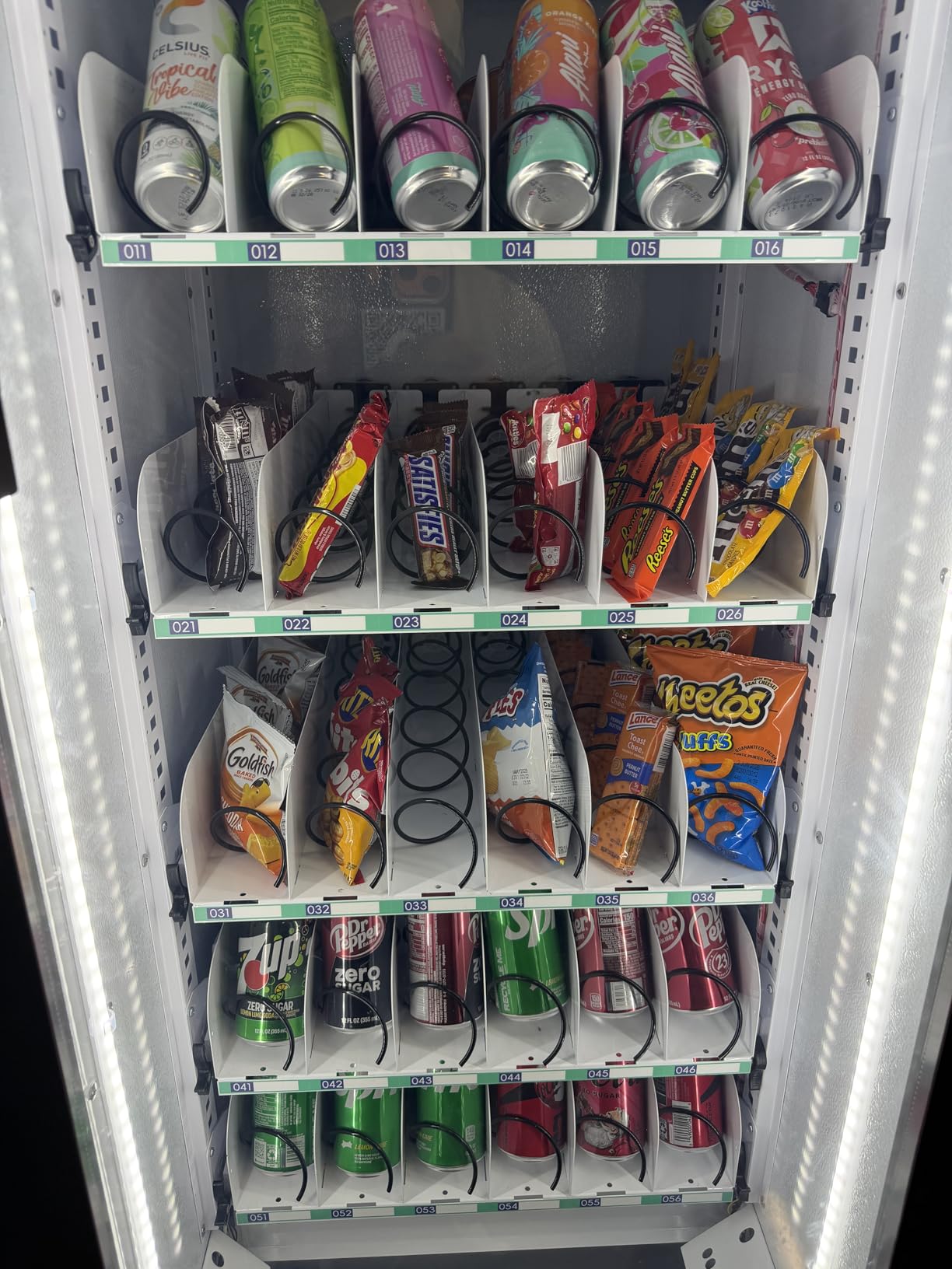 Commercial Vending Machine, Vending Machine Snacks and Drinks Combo with Credit Card & NFC Cashless Payment, Snack Drink Vending Machine for Offices Malls Schools, Wide Variety Easy Operation customer photo 1