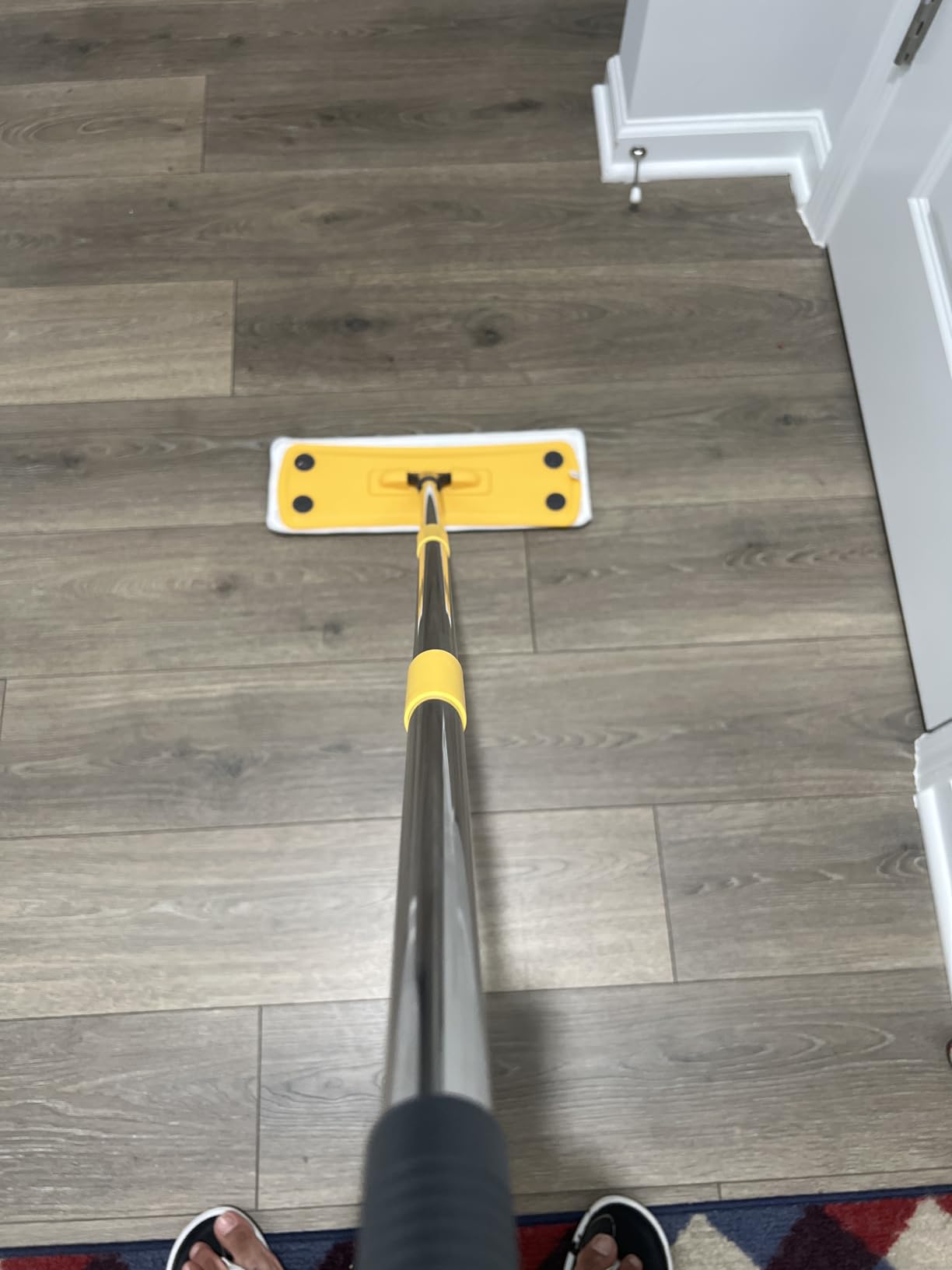 Qimedo Cordless Electric Mop M3, 6000mAh, 2-in-1 Power Scrubber & Mops, 800RPM Floor Scrubber Machine customer photo 2