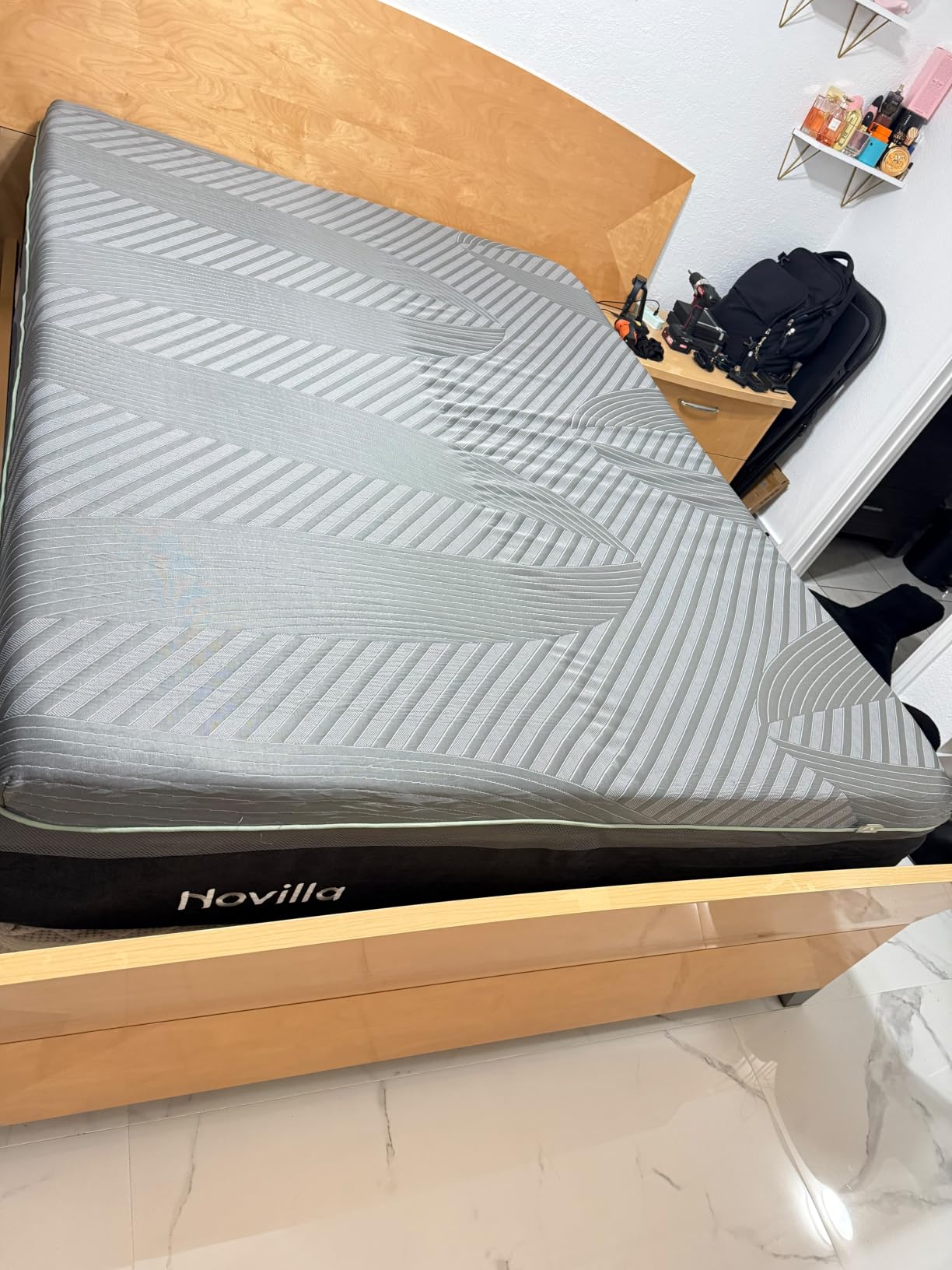 Novilla AiryFlow Queen Mattress 14 Inch, Gel Memory Foam Mattress Queen | for Cool Night & Spinal Alignment, Pressure Relief & Motion Isolation, Green Tea-Infused, CertiPUR-US Certified, Medium Firm customer photo 1