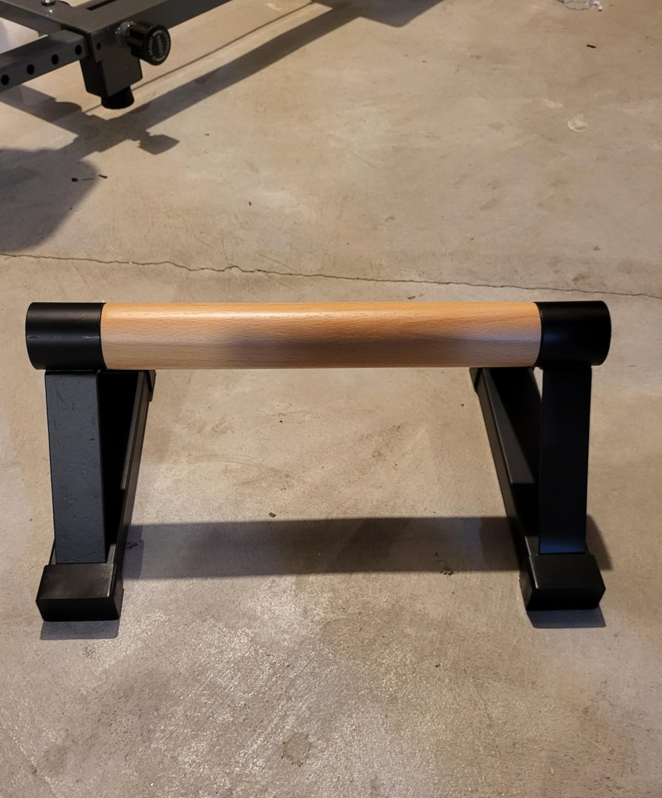 Wood Push Up Bar Set, 2PCS Non-Slip Handstand Bars, Parallettes Bars for Calisthenics and Push-Up Workouts, Solid Wood Grip with Metal Frame, Supports 550 LBS customer photo 1